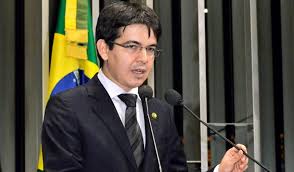 Publicado em 22 mai, 2013 às 14h48. Relator Propoe Taxar Fundos Para Bancar 13Âº Do Bolsa Familia E Do Bpc Congresso Em Foco