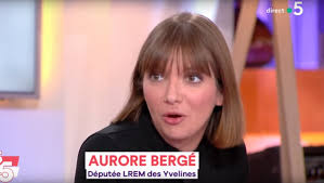 Les pièges les plus cruels sont souvent ceux tendus par ses propres alliés. La Deputee Aurore Berge Revient Sur La Longueur De Sa Robe Midilibre Fr
