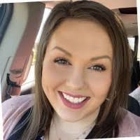 Desiree Hessel's Instagram, Twitter & Facebook