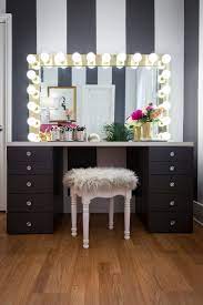 Diy interiors & crafts, inspiration/design tips, home, diy july 05, 2018. 10 Diy Vanity Mirror Projects That Show You In A Different Light
