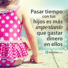 Pasar Tiempo Con Tus Hijos Es Mas Importante Que Gastar Dinero En Ellos 1st Day Of School Kids School