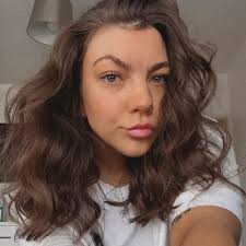 Phoebe May Butland (@phoebsbutland)