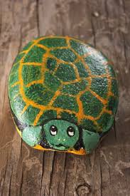 Steine Bemalen Als Bastelidee Tolle Beispiele Fur Die Motive Mit Bildern Steine Bemalen Bemalte Gartenfelsen Schildkrote Basteln