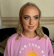 Makeup for Candis for her baby shower. How stunning 😍💕 Im now taking  bookings for Beaujolais day so message me if you'd like a slot 🥰🍷