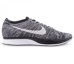 Gambar sepasang kasut bolasepak jenama nike yang dimuatnaik oleh tunku mahkota johor, tunku ismail ibni sultan ibrahim pada beberapa minggu lalu menerima. Oldmanfendy On Twitter Aku Terpaksa Bagi Contoh La Kita Amik Contoh Group Kasut Nike Racer Tier 1 Nike Flyknit Racer Tier 2 Nike Dualtone Racer Flyknit Racer Model Dengan Teknologi Fully Utilised