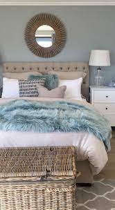 Gorgeous 60 Rustic Coastal Master Bedroom Ideas Https Domakeover Com 60 Rustic Coastal M Coastal Bedroom Decorating Beach Style Bedroom Master Bedrooms Decor