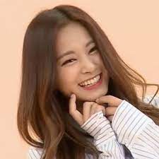 +all images are taken from pinterest. Tzuyu Smiling Smileytzu Twitter