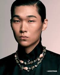 jennecjarda & @yukeewang for @sabrinagoh Photographer @franzn  @studio2020.sg Flower sculptures @ykashley Makeup and hair @zoel.makeup  using @maccosmeticssg @keunesg assisted by @sophiasohmua