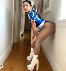 Angela Grajales - Free pics, galleries & more at Babepedia