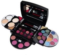 However, she has seemingly started loving trekkin Cameleon Makeup Kit Jc2077 Best Price In India Cameleon Makeup Kit Jc2077 Compare Price List From Cameleon Makeup Kits 10399 Buyhatke