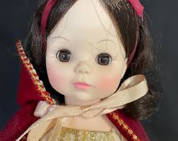 14" Snow White Madame Alexander Doll