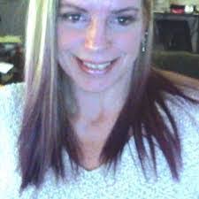 Kari Roemer's Instagram, Twitter & Facebook