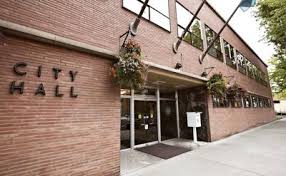 Yakima Man Says City Unfairly Enforcing City Building Codes Local Yakimaherald Com