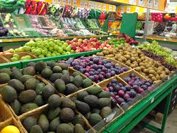Heinon tukku's top 2 competitors are masala bazaar and yummy market. Opiskelija Budjetin Helpottaja Janina Michaela