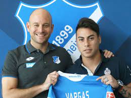 Eduardo vargas ha sido uno de los jugadores más regulares de la selección chilena en los últimos años, incluso convirtiéndose en el goleador en la napoli, gremio, valencia, queens park rangers y ahora el hoffenheim de alemania han sido los clubes donde el delantero ha intentado retomar el. Zuzenhausen Chilenischer Nationalspieler Eduardo Vargas 25 Wechselt Zu 1899 Hoffenheim Tsg 1899 Hoffenheim
