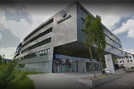 Swisscom ag is switzerland's leading telecommunications company and one of the country's foremost it companies. Swisscom Zieht Mitarbeitende Aus Koniz Ab Computerworld Ch