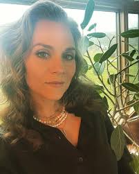 Hilarie Burton calls Candace Cameron Bure 'bigot' over marriage views