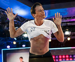 На вибори скічко йшов від партії слуга народу. Aleksandr Skichko Stal Steklolazom Hto Zverhu