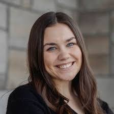 Jennifer Couchman's Instagram, Twitter & Facebook