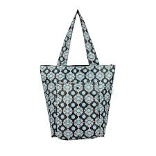 Keep an eye out for the stunning pineapple hessian bag designed by reem! Sachi Insulated Folding Shopping Bag
