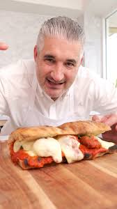 This Is How You Make a REAL Italian Meatball Sub 💪🏻