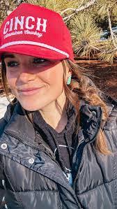 Devon Bevis's Instagram, Twitter & Facebook