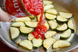 You can add the sauce when the meat is only partially. Zucchini Pasta Sauce Creamy Tomato Style With Hidden Zucchini Christina S Cucina