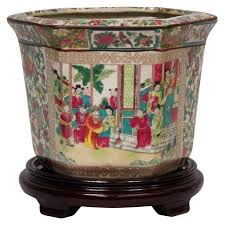 Oriental Furniture 10 Rose Medallion Porcelain Flower Pot Oriental Style Living Room Item Decorative Piece Walmart Com In 2020 Ceramic Flower Pots Porcelain Flowers Flower Pots