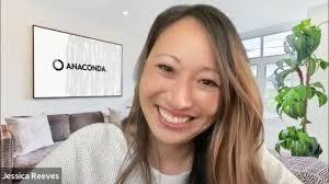 Iris Baron's Instagram, Twitter & Facebook