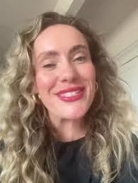 Kate Melton's Instagram, Twitter & Facebook