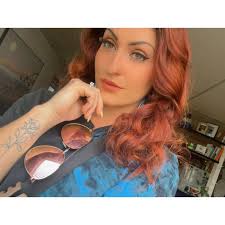 Went to a concert, actually styled my hair, had to document 🌿🔥✨ shirt  from @akcoldmooncollective! #redhead #bigislandjeepclub #ludacris #selfie  #alaskalife