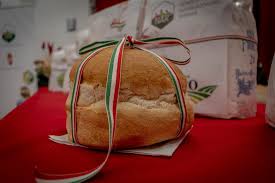 Bányai gábor kiskunhalas és körzete országgyűlési képviselő jelezte a jelenlévő szövetségi elnöknek, hogy tervezik egy műanyag borítású pálya létesítését is a bibó istván gimnázium udvarában. Banyai Gabor Orszaggyulesi Kepviselo Home Facebook