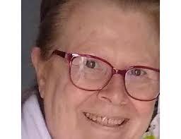 Sonia Peacock's Instagram, Twitter & Facebook