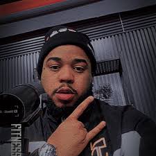 Steph Curry sobre la carrera por el MVP: "Yo dejo que mi juego hable por sí  solo. Realmente trato de no distraerme con esas cosas... si hago mi trabajo  y estoy al