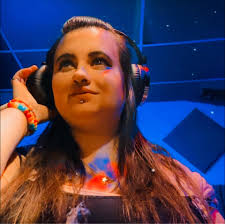 Fast Food Restaurant's Dirty Dish Pit Left by Previous Shift