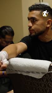 𝐑𝐞𝐚𝐝𝐲 𝐭𝐨 𝐬𝐭𝐞𝐚𝐥 𝐭𝐡𝐞 𝐬𝐡𝐨𝐰!! The co-main event features  Houston's undefeated, Darius Fulghum 🆚 Winfred Harris Jr! #DuarteMadueño