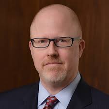 B&N CFO Allen Lindstrom to Become S&S CFO