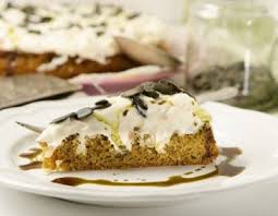 · der griechische joghurt muss nicht immer nur mit honig serviert werden. Revani Griechischer Griesskuchen Rezept Ichkoche At