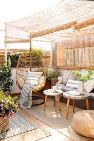 71 Wonderful Outdoor Patio Ideas Oneonroom Patio Design Small Outdoor Patios Patio