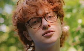 Making Waves: Cavetown