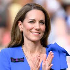 Celebrity Kids Crash Parents Interviews: Alanis Morissette's Daughter