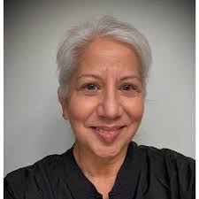 Hello, my name is I'm Michele Newton and I am extremely ecstatic to become  your new groomer at Pet Paradise. Having graduated with a Master's Degree  in Fine and Applied Arts, I