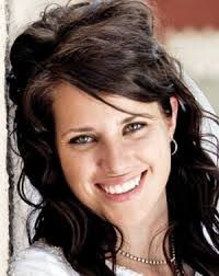 Lindsey Karr's Instagram, Twitter & Facebook