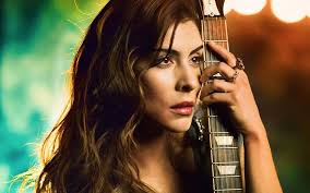 Guerra De Ídolos' Telenovela Cast: María León, Alberto Guerra Star In  Telemundo Musical Series