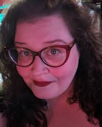 I'm in a bar. Something has happened to my taste buds and now gin is  absolutely delicious. I liked a gin and tonic now and then before, but now  it has so