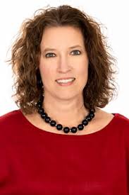 Courtney Braswell's Instagram, Twitter & Facebook