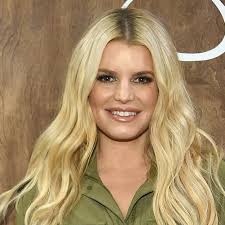 The official page for jessica simpson and the jessica simpson collection. Jessica Simpson Shared A Stunning Makeup Free Selfie On Her 40th Birthday See The Photo Allure