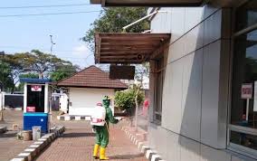 Penyemprotan Disinfektan Berita Foto Kota Administrasi Jakarta Barat