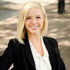 Stephanie Bordes's Instagram, Twitter & Facebook