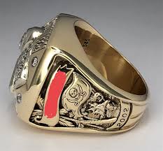 The following year, they were moved to the nfc central, while the other 1976 expansion team, the seattle seahawks, switched conferences with tampa bay and joined the afc west. 2002 Tampa Bay Buccaneers Super Bowl Xxxvii Champions 14k Gold Diamond Ring